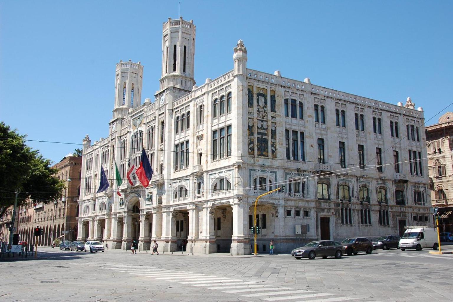 Bright Port View Apartment- Free Parking Apartment Cagliari